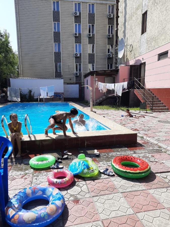 King House Hotel Bishkek Luaran gambar