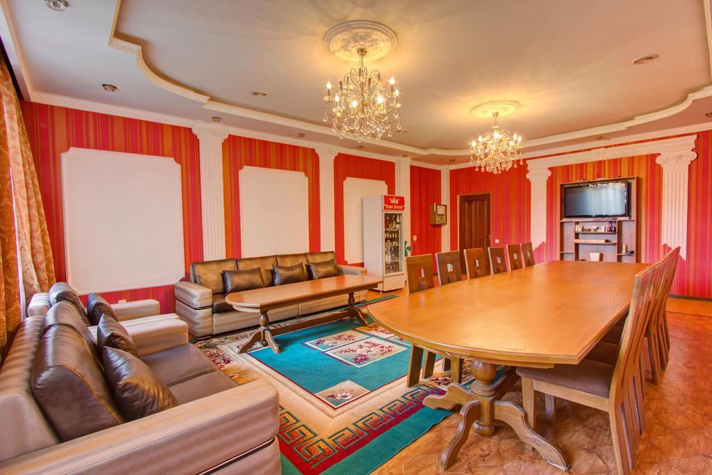 King House Hotel Bishkek Luaran gambar