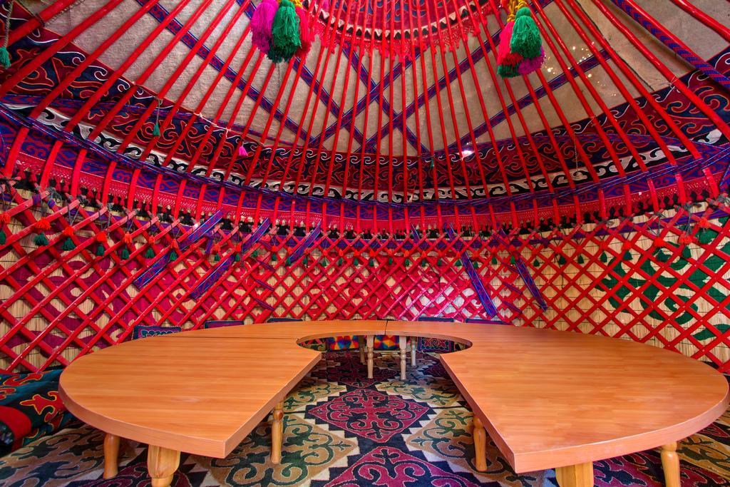 King House Hotel Bishkek Luaran gambar