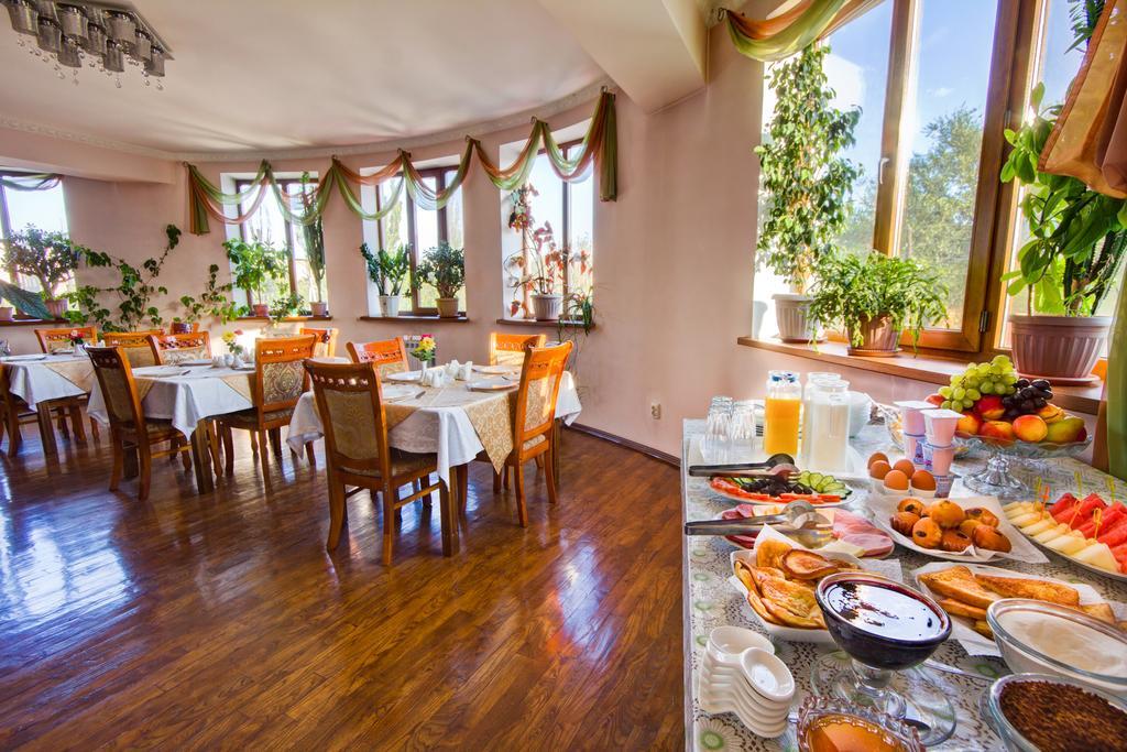 King House Hotel Bishkek Luaran gambar