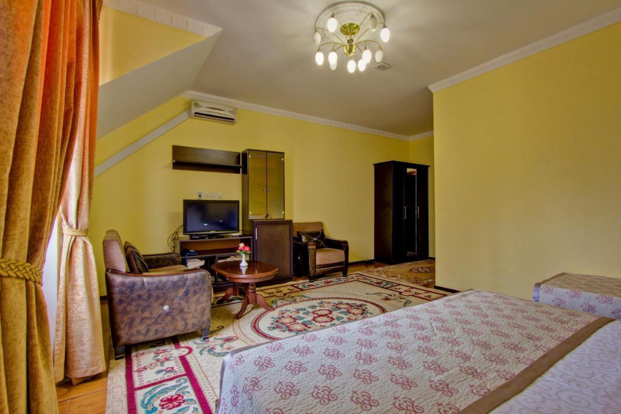 King House Hotel Bishkek Luaran gambar